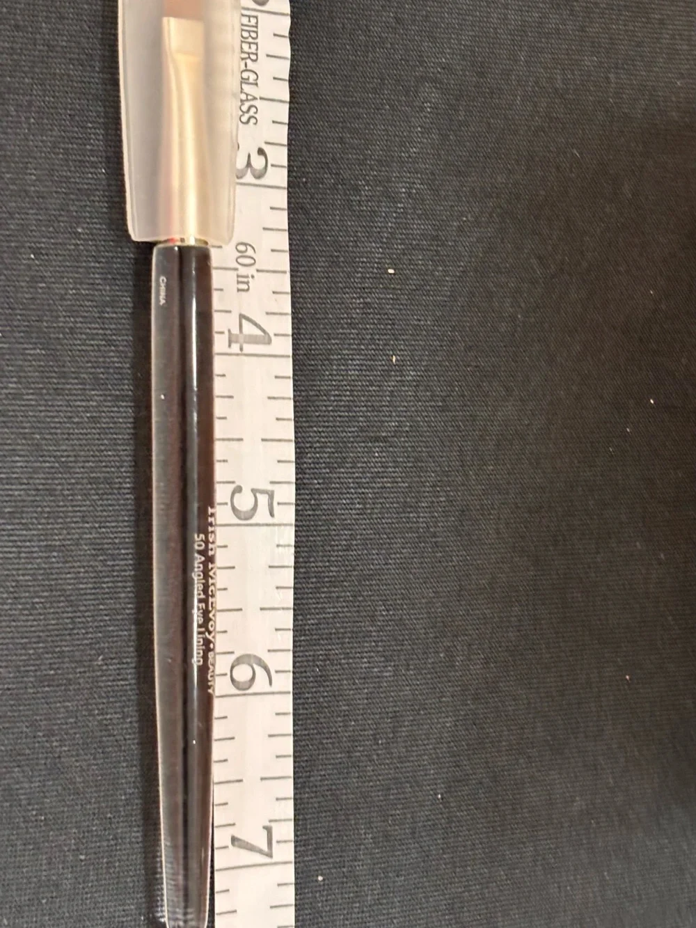 Trish McEvoy #50 Angled Eye Lining Brush – Clear Handle, Protective Cap